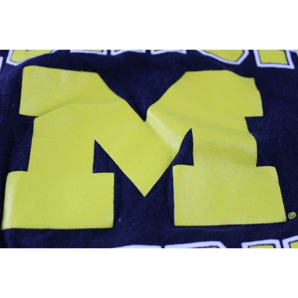 Michigan Wolverines Logo T Shirt Adult Unisex Size LARGE Champion Small‎ Hole - Picture 3 of 8